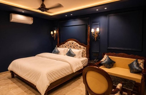 Mount Abu Hotel | Hotel Casa Brij Boutique Near Nakki Lake, Mount Abu
