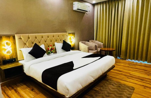 Bhimtal Hotel | Hotel Casa Del Sol Near'Bhimtal Lake