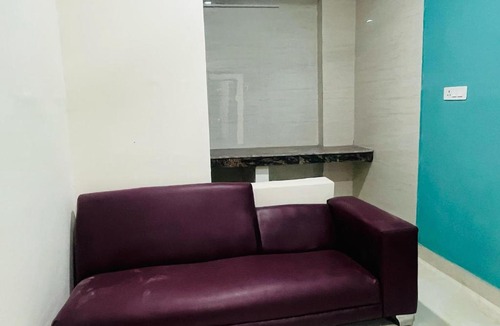 Sainik Farm Hotel | Hotel Grand Zara - Saket Metro