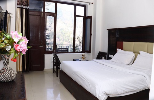 McLeod Ganj Hotel | Hotel Hillora Mcleodganj