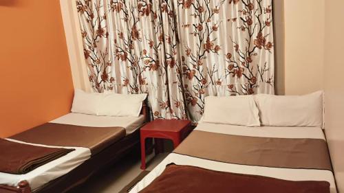 Ahiri House | Hotel ik residency ik guest house