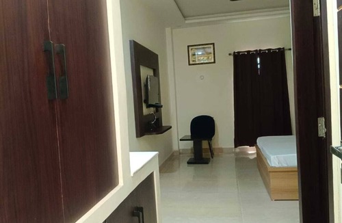 Haraiya Hotel | Hotel Kalika Stay-Inn