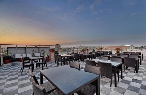 Basai Hotel | Hotel Kamla Palace - Best Hotel in Agra