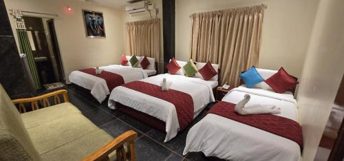 Srikalahasti Hotel | Hotel KNR Grand