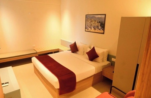 Malviya Nagar Hotel | Hotel Layover Stay