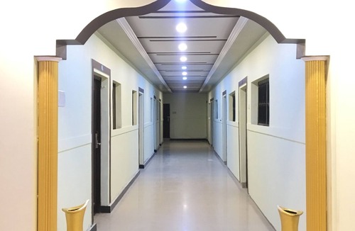 Lucknow Hotel | Hotel Mangalam Palace - Lucknow Airport