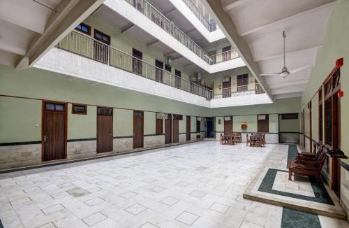 Old Delhi Hotel | Hotel New Royal Just Near Old Delhi Railway Station And Red Fort
