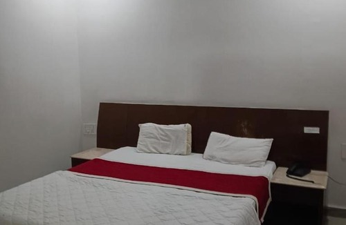 Hassan Hotel | Hotel Nirantara Residency
