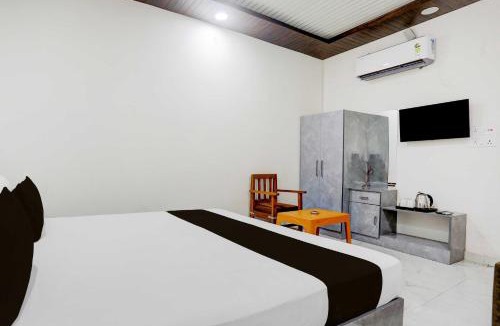 Balrampur Hotel | Hotel O by OYO Aparna and Marriage Lawn