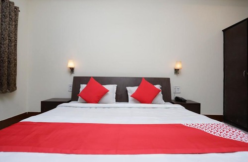 Satna Hotel | Hotel O Crown Hidden Residency