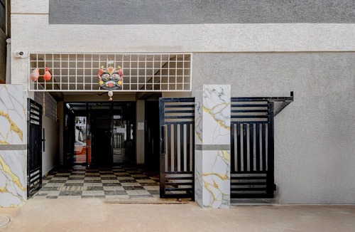 Narsapur House | Hotel O Gandimaisamma Thalli Temple