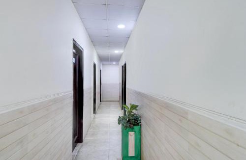 Delhi Hotel | Hotel O HOTEL PAWAN PALACE