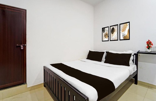 Aluva Hotel | Hotel O Periyar Riverview Aluva Formerly Cochin Apartment
