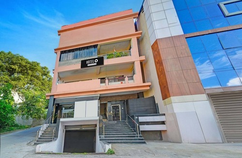 Champapet House | Hotel O Priyadarshini Park Everest Inn