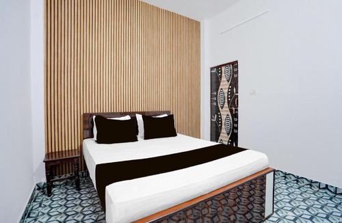 Kanpur Dehat District Hotel | Hotel O Rangoli guest house