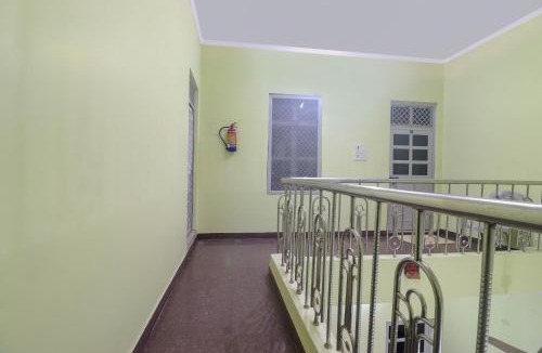 Bulandshahr Hotel | Hotel O Santoshi Guest House