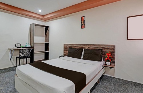 Bengaluru Hotel | Hotel O Sri Sai sevalal comfort's