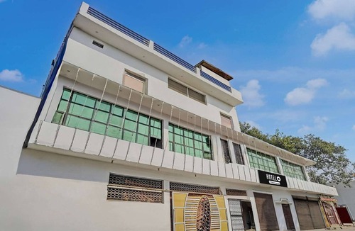 Sultanpur House | Hotel O Sultanpur Railway Junction