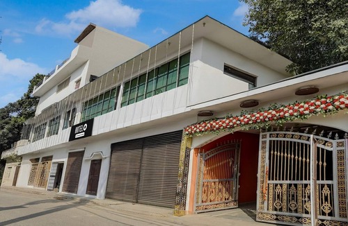 Sultanpur House | Hotel O Sultanpur Railway Junction