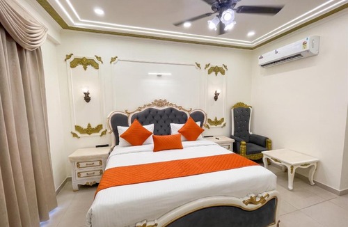 Gomti Nagar Hotel | Hotel Om Sai Villa Gomti Nagar, Lucknow