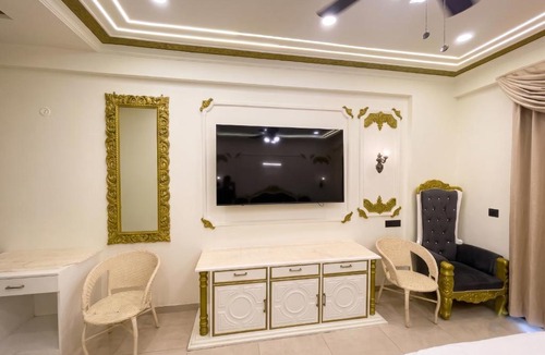 Gomti Nagar Hotel | Hotel Om Sai Villa Gomti Nagar, Lucknow