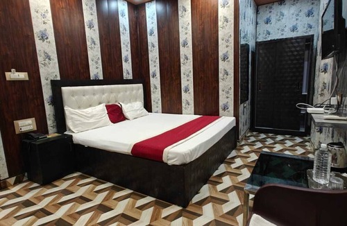 Raebareli Hotel | Hotel Om Shivay