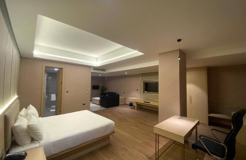Jabalpur Hotel | Hotel P4 City Center Jabalpur