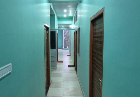 Faizabad House | Hotel Paarvi Palace