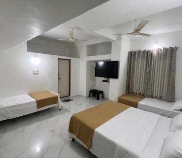 Daulatabad Hotel | Hotel Prime Lodging