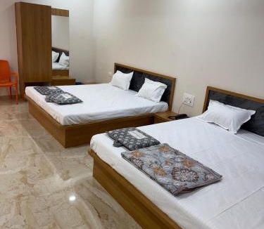 Shirpur Cabin | Hotel Radhika Residence
