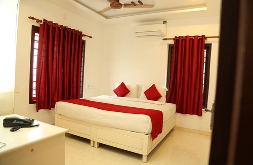 Mamangalam Hotel | Hotel Ritzy Village