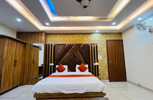 Kasganj Hotel | HOTEL ROBINSON