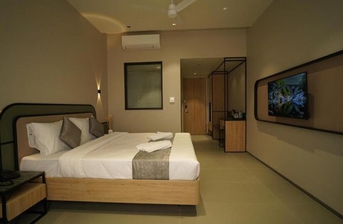Nashik District Hotel | Hotel Sanket Elite