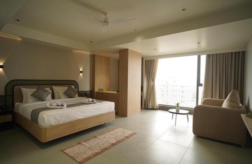 Nashik District Hotel | Hotel Sanket Elite