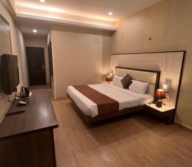 Kanpur Hotel | Hotel SB Castle
