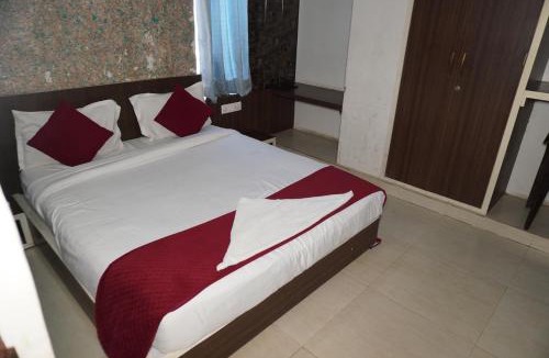 Malviya Nagar Hotel | Hotel Season Park 2