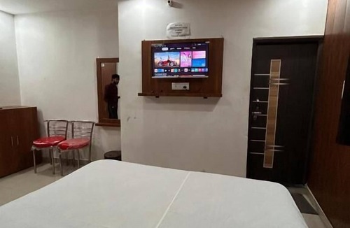Mainpuri Hotel | Hotel Shri Mohan