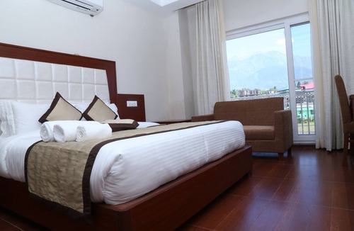 Palampur Hotel | hotel the grand kartikeye