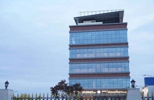 Raichur Hotel | Hotel Vanthara inn