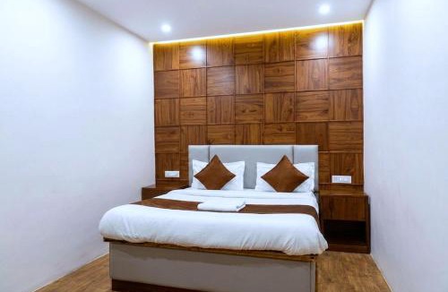 Kharar Hotel | Hotel Velvet Dreams Inn & Banquet