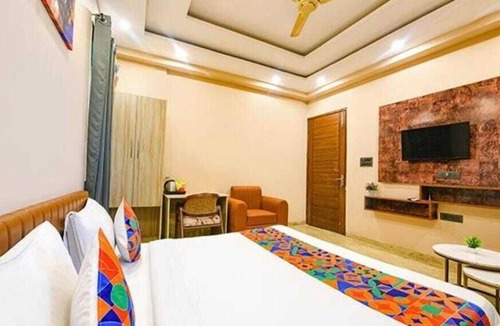 Noida Hotel | Hotel Vibe BLU