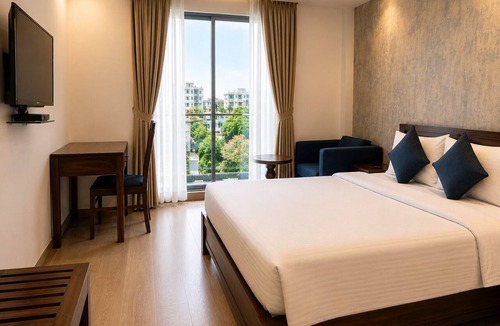Sultanpur Hotel | Hotel Vrindavan Sultanpur
