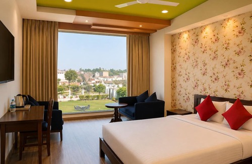 Sultanpur Hotel | Hotel Vrindavan Sultanpur