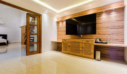Bainguinim Hotel | House of Celebrations Goa