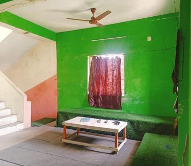 Chromepet Hostel | HR home stay