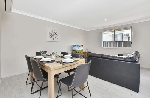Hunter Valley House | Hunter Hideaway | Spa & Games Room