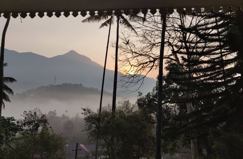 Kunchithanny Cottage | Illi Villa -Bamboo claded cottage in Kunchithanny: Where Munnar comes to exhale.