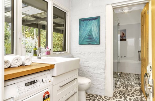Flaxley House | Impeccable 4-Bed Rural Premium Escape with Pool