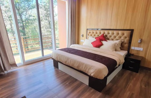 Suja Hotel | Indra Stay by Panache Hotels