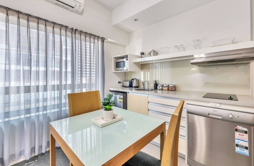 Darwin City Centre Apartment | Inner City Studio with Pool and Free parking by Tropical BNB